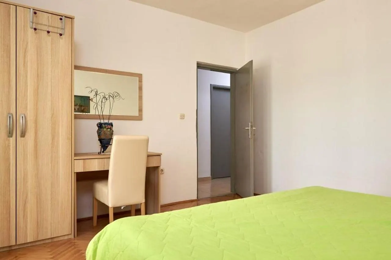 Apartment In Seget Vranjica With Sea View, Terrace, Air Conditioning, Wifi 5052-5