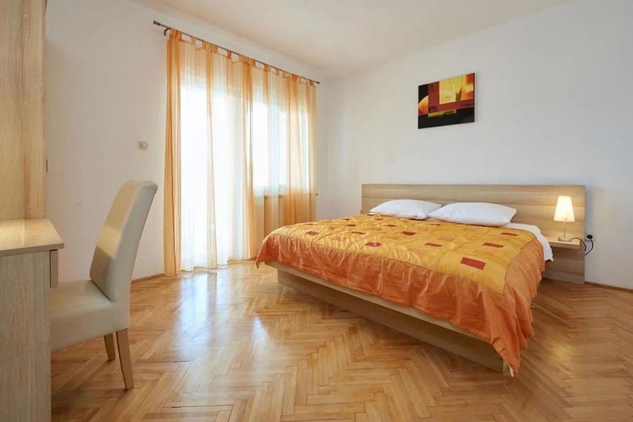 Apartment In Seget Vranjica With Sea View, Terrace, Air Conditioning, Wifi 5052-5